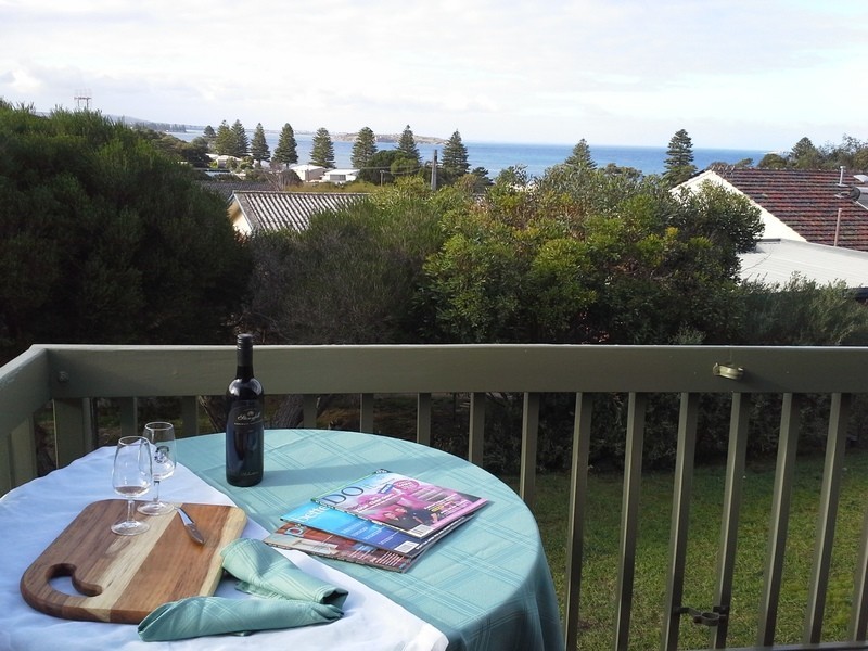 5 Clair Crescent, Encounter Bay SA 5211