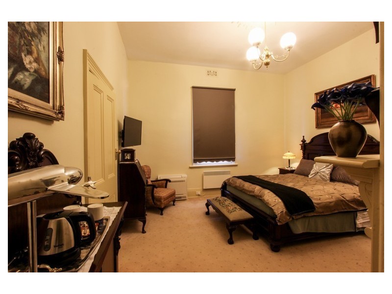 6 Park Street, Bairnsdale VIC 3875