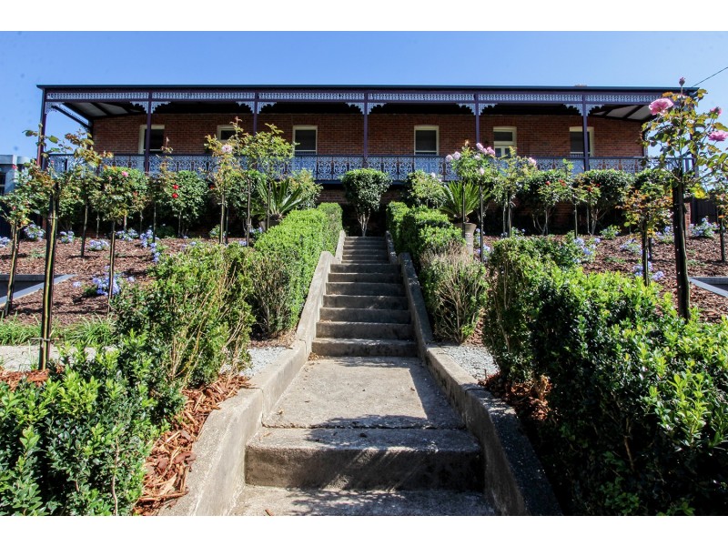 6 Park Street, Bairnsdale VIC 3875