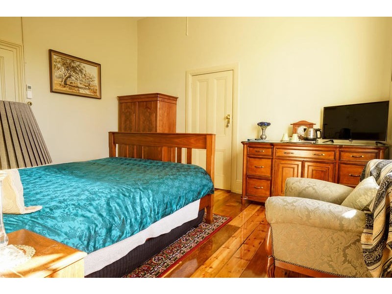 6 Park Street, Bairnsdale VIC 3875