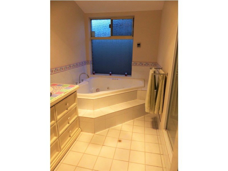 60 Giralia Parkway, Ballajura WA 6066