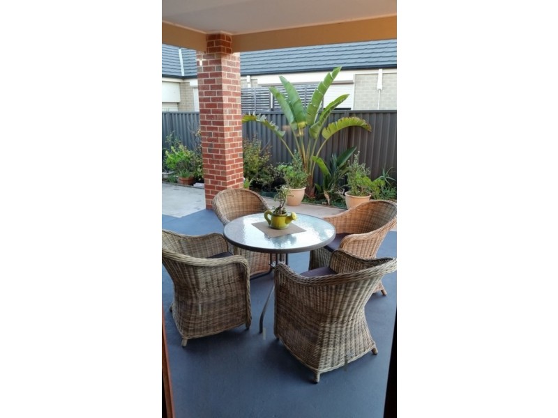 25  Westwood Grove, Pakenham VIC 3810