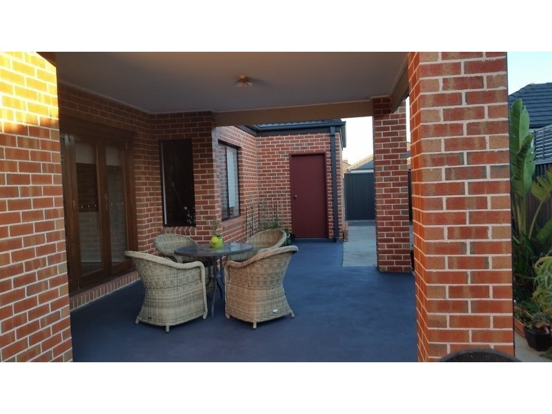 25  Westwood Grove, Pakenham VIC 3810