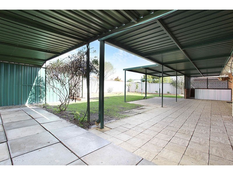 38 Inquirer Lane, Stratton WA 6056