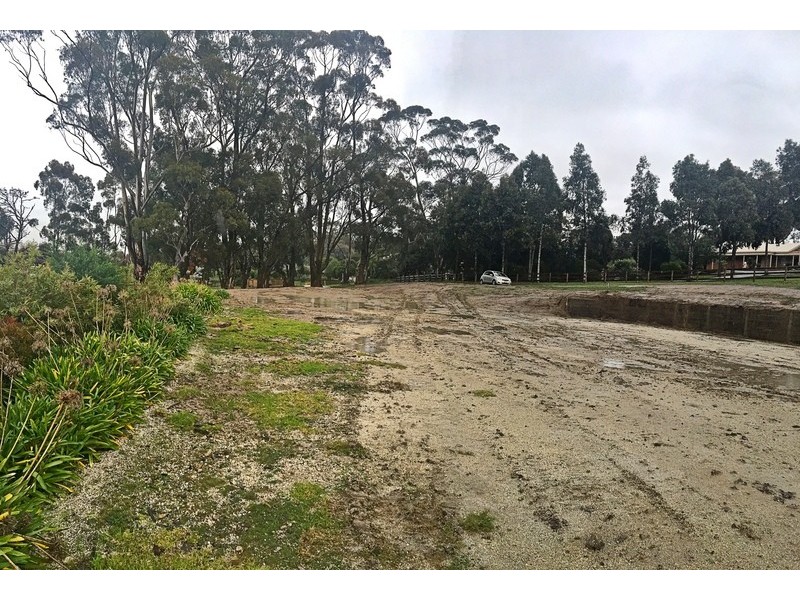 5 Oaks Court, Lysterfield South VIC 3156