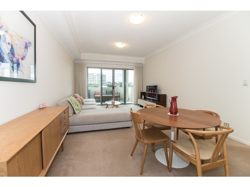 208/1 Kingsmill Street, Chermside QLD 4032