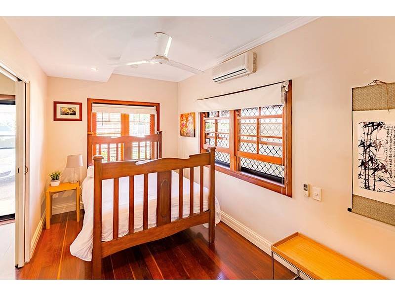 25 Queen Street, Parramatta Park QLD 4870