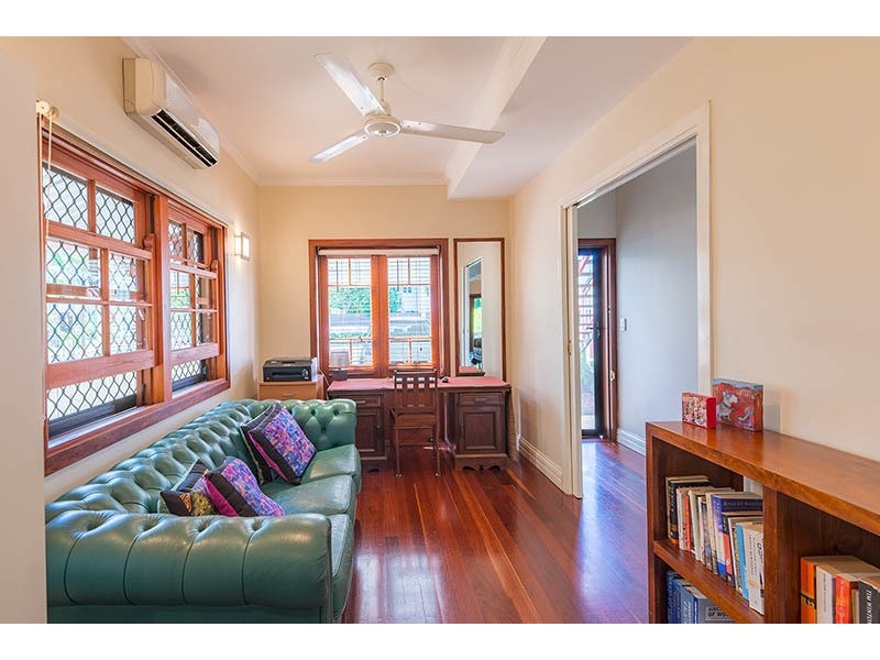 25 Queen Street, Parramatta Park QLD 4870