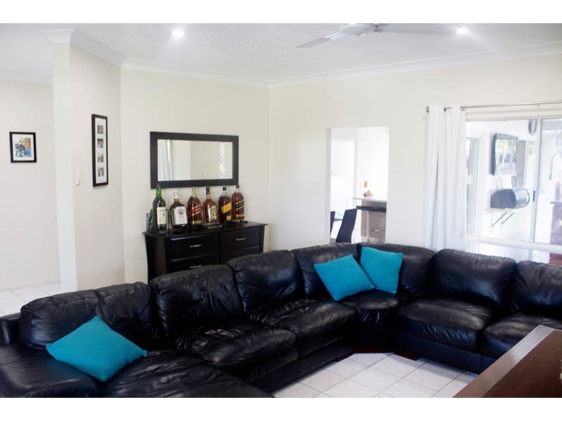 66 Glenrock Drive, Rasmussen QLD 4815