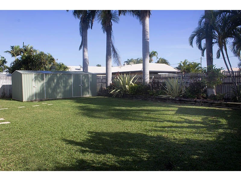 66 Glenrock Drive, Rasmussen QLD 4815