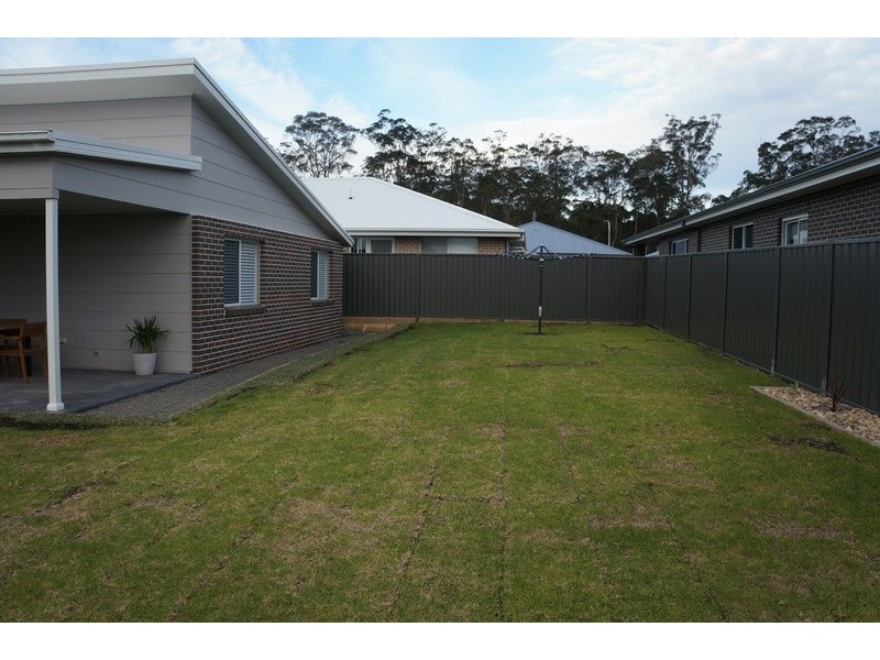 24 Wattlebird Road, South Nowra NSW 2541