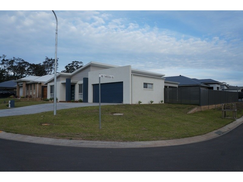 24 Wattlebird Road, South Nowra NSW 2541