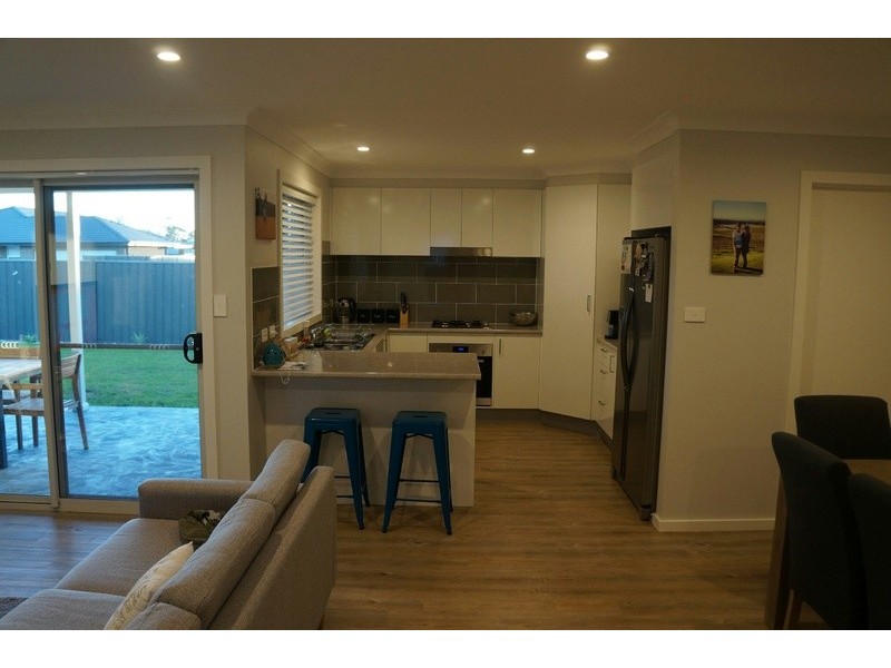 24 Wattlebird Road, South Nowra NSW 2541