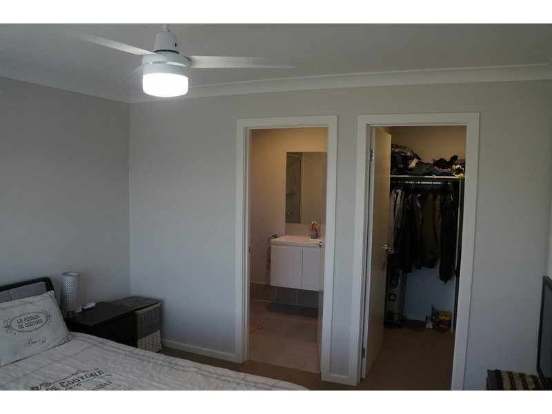 24 Wattlebird Road, South Nowra NSW 2541