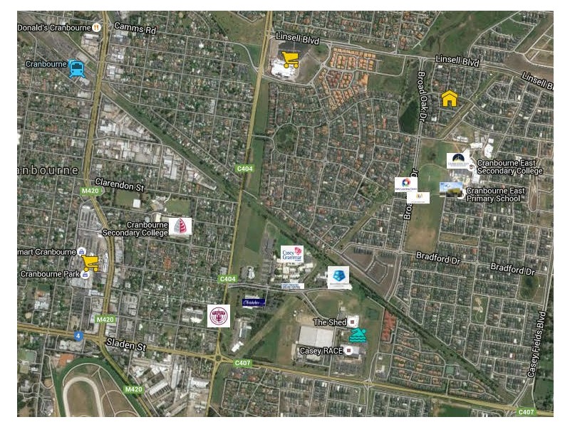 7 Thurvaston Crescent, Cranbourne East VIC 3977