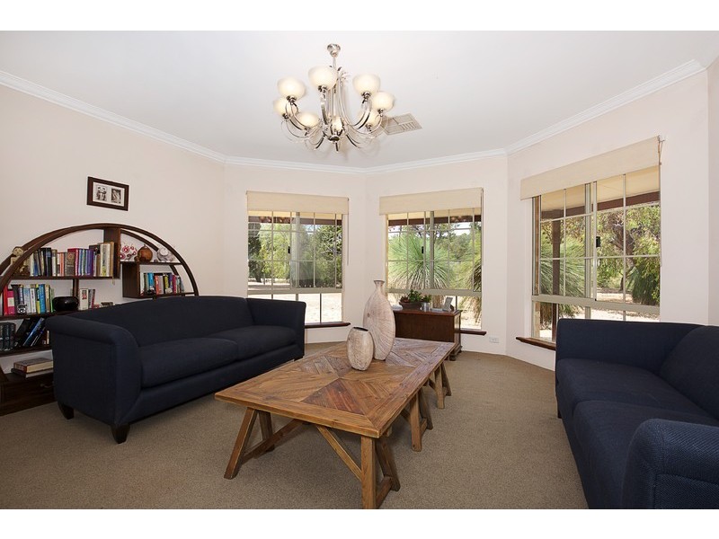 2 Woodsong Close, Falcon WA 6210