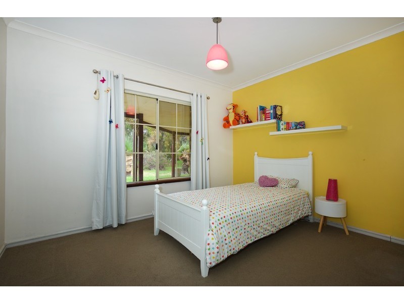 2 Woodsong Close, Falcon WA 6210