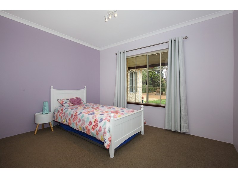 2 Woodsong Close, Falcon WA 6210