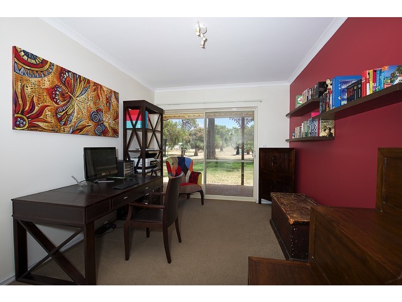 2 Woodsong Close, Falcon WA 6210