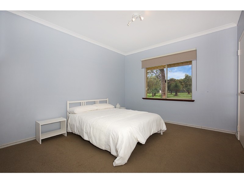 2 Woodsong Close, Falcon WA 6210
