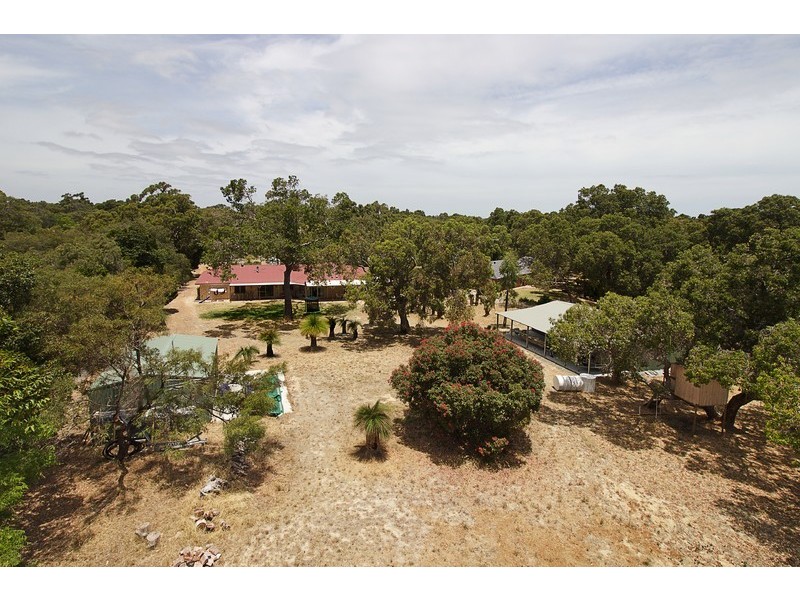 2 Woodsong Close, Falcon WA 6210