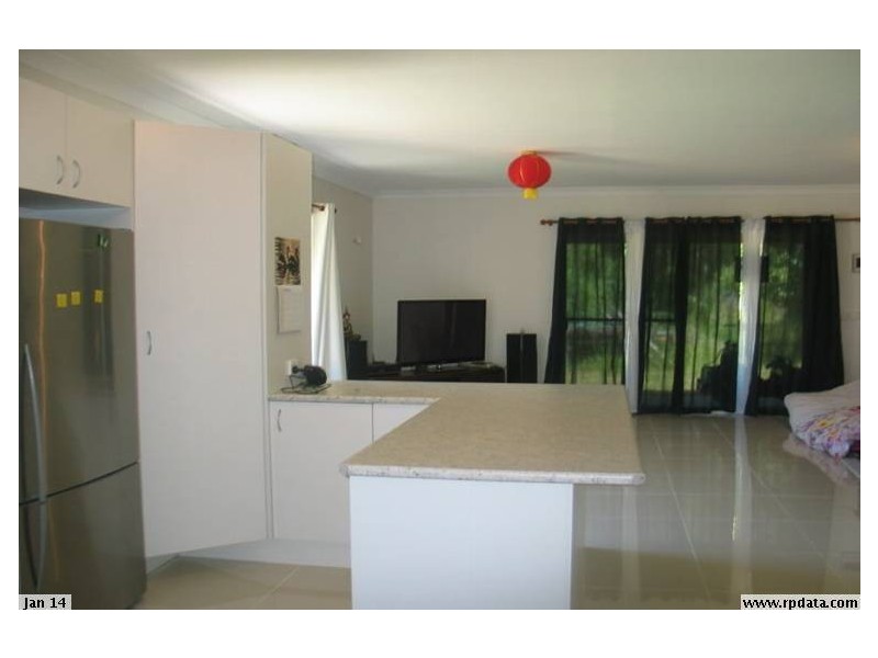 8 Coolamin Street, Wyee NSW 2259