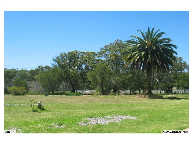 8 Coolamin Street, Wyee NSW 2259
