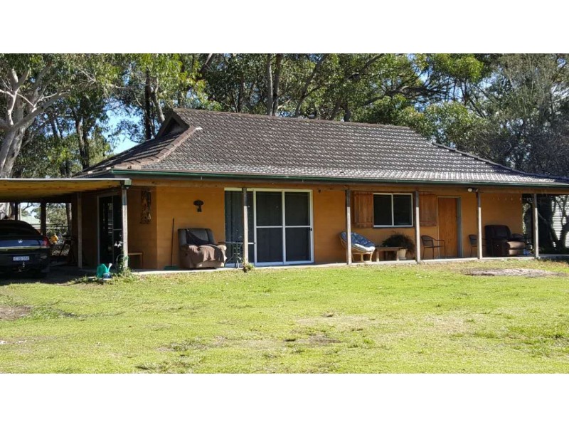 8 Coolamin Street, Wyee NSW 2259