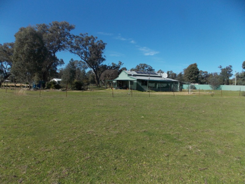 8 Zealand Street, Ballimore NSW 2830