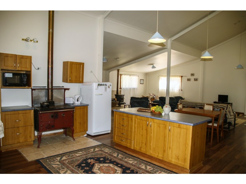 8 Zealand Street, Ballimore NSW 2830