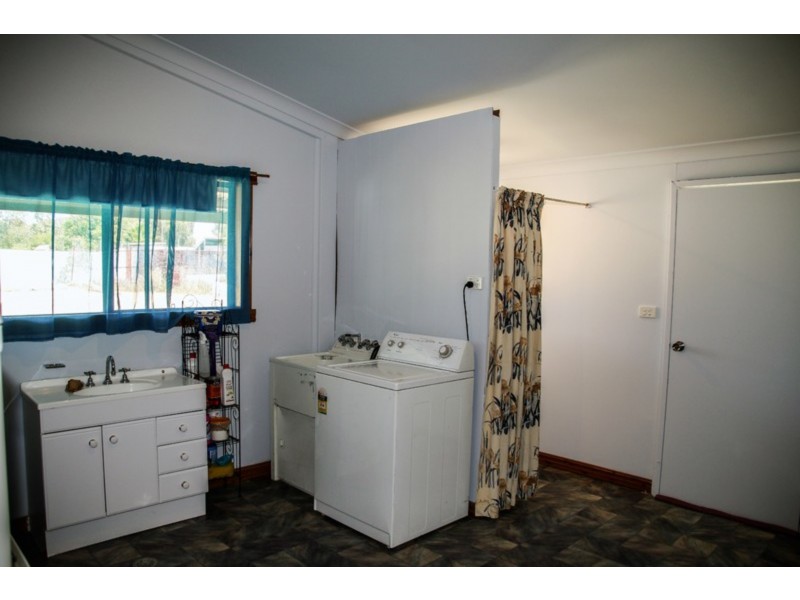 8 Zealand Street, Ballimore NSW 2830