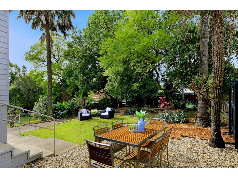 12 Ronald St, Campbelltown NSW 2560
