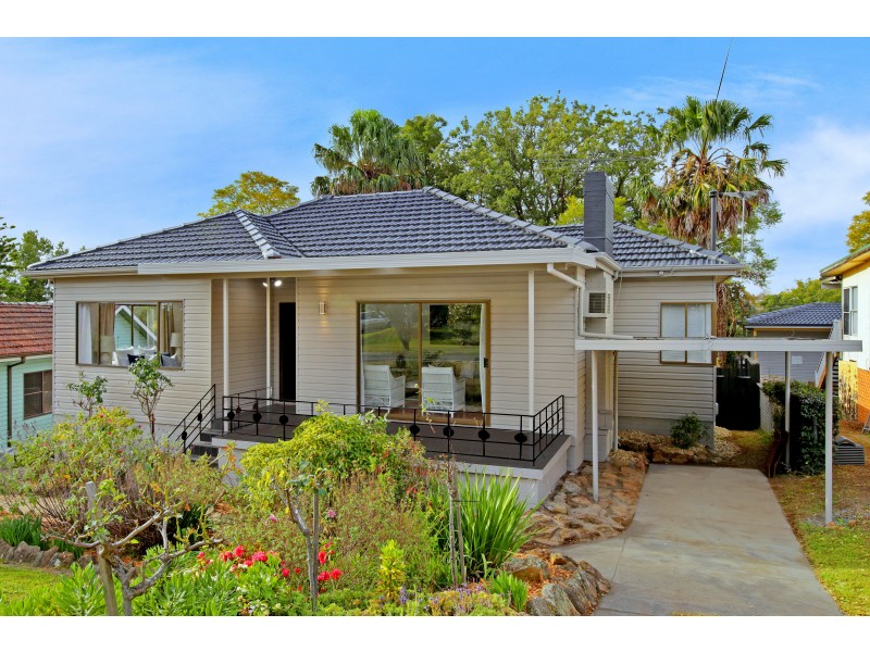 12 Ronald St, Campbelltown NSW 2560