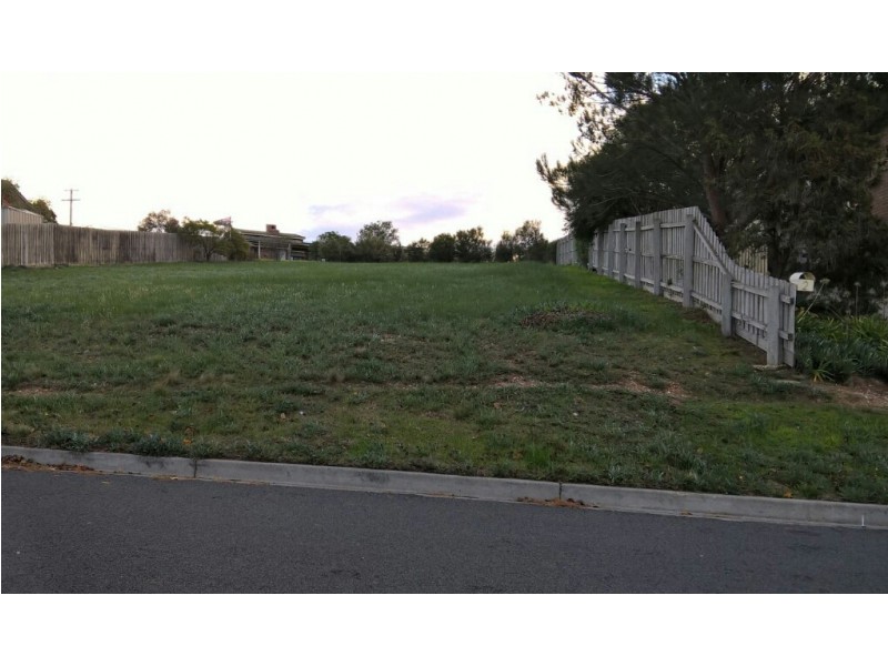 1 Cunningham Close, Bacchus Marsh VIC 3340