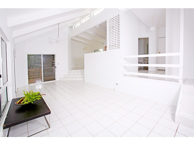 14 Ballidu Close, Elanora QLD 4221