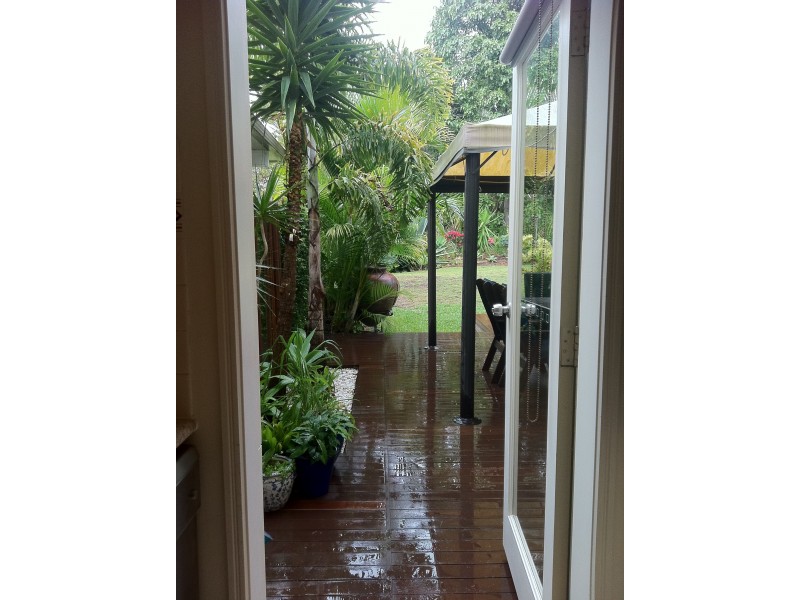 8112 Magnolia Gardens Court, Hope Island QLD 4212