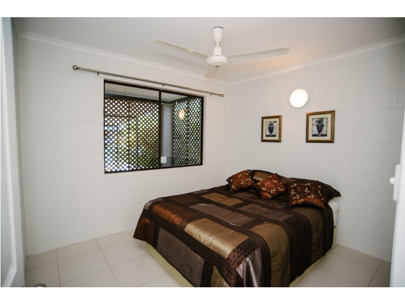 36 Chin Gong crt, Driver NT 0830