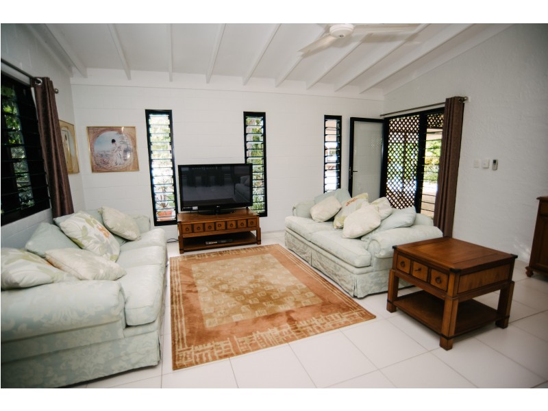 36 Chin Gong crt, Driver NT 0830
