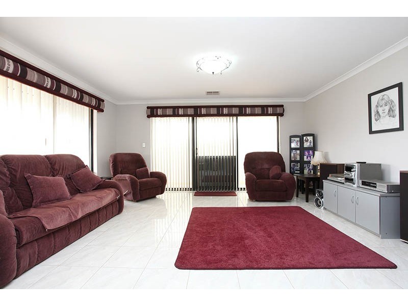 76 Coolibah Avenue, Dudley Park WA 6210