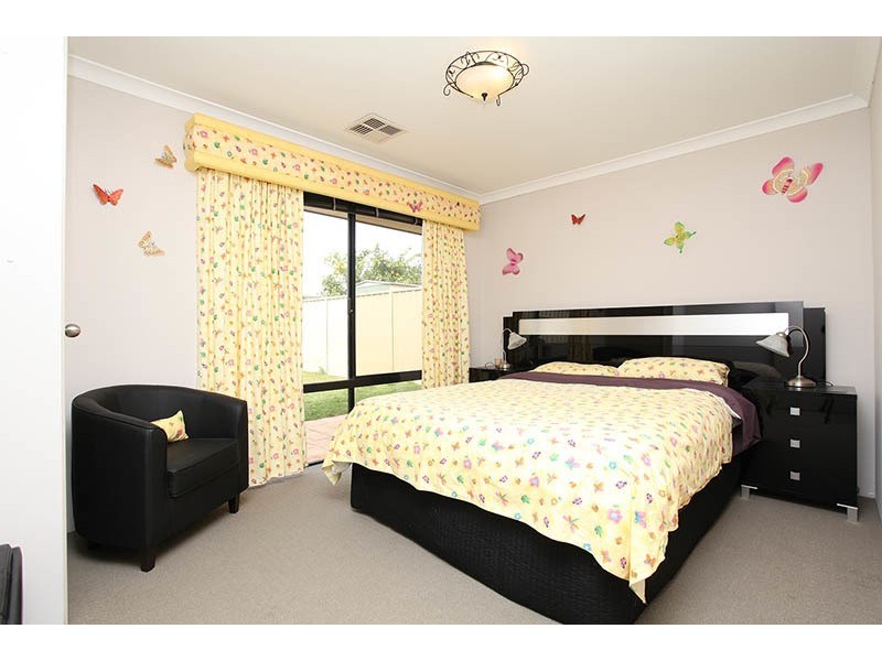 76 Coolibah Avenue, Dudley Park WA 6210