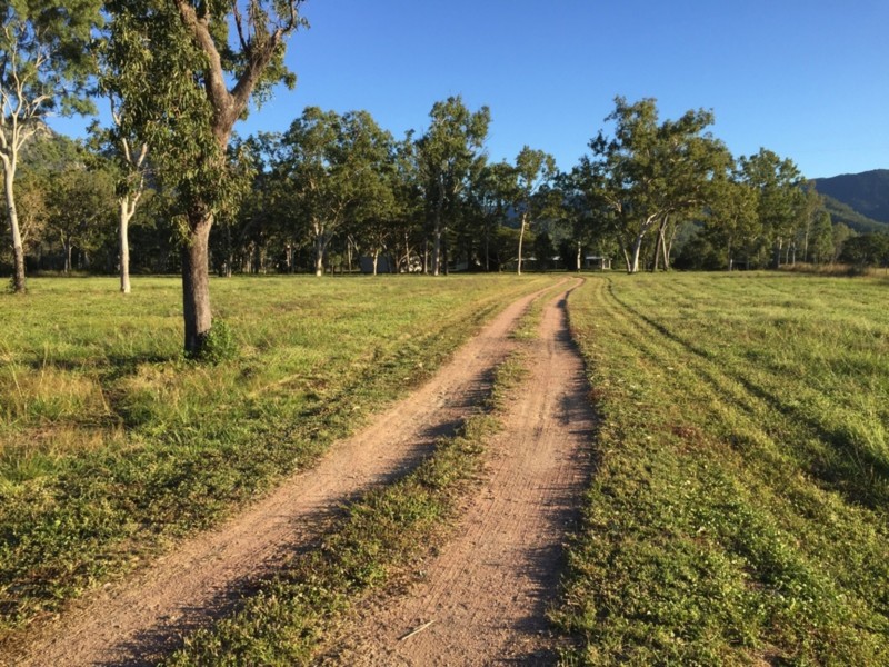 122 Page Road, Hervey Range QLD 4817