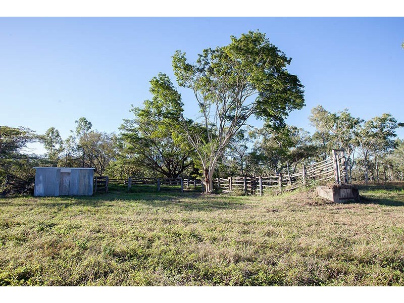 122 Page Road, Hervey Range QLD 4817