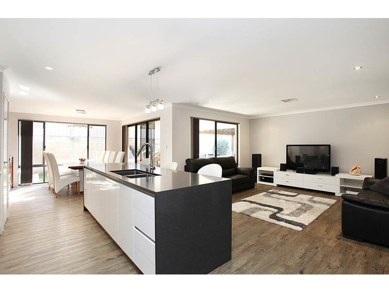 79 Marginson Drive, Landsdale WA 6065