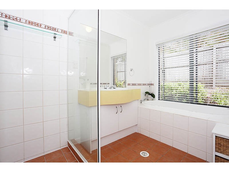 5 Quoll Close, Burleigh Heads QLD 4220