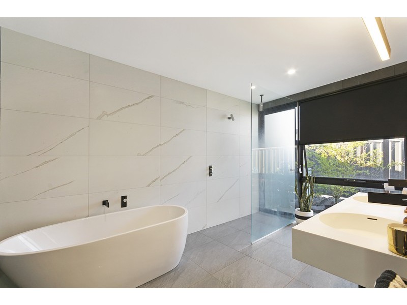 41  The Passage, Pelican Waters QLD 4551