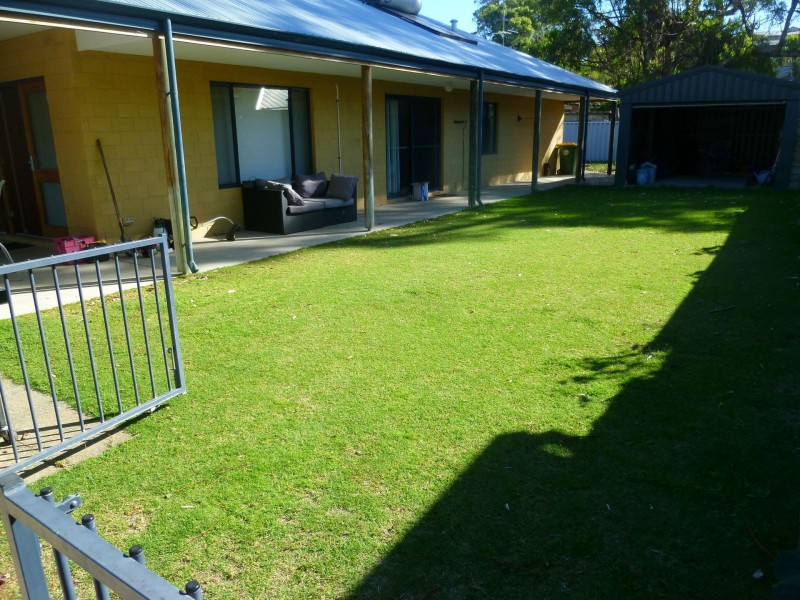 14 Partington Cres, Binningup WA 6233