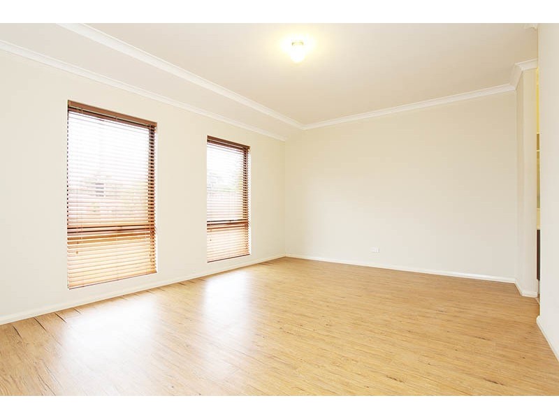 14 Partington Cres, Binningup WA 6233