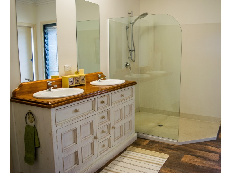 30 Compigne Road, Wurdong Heights QLD 4680