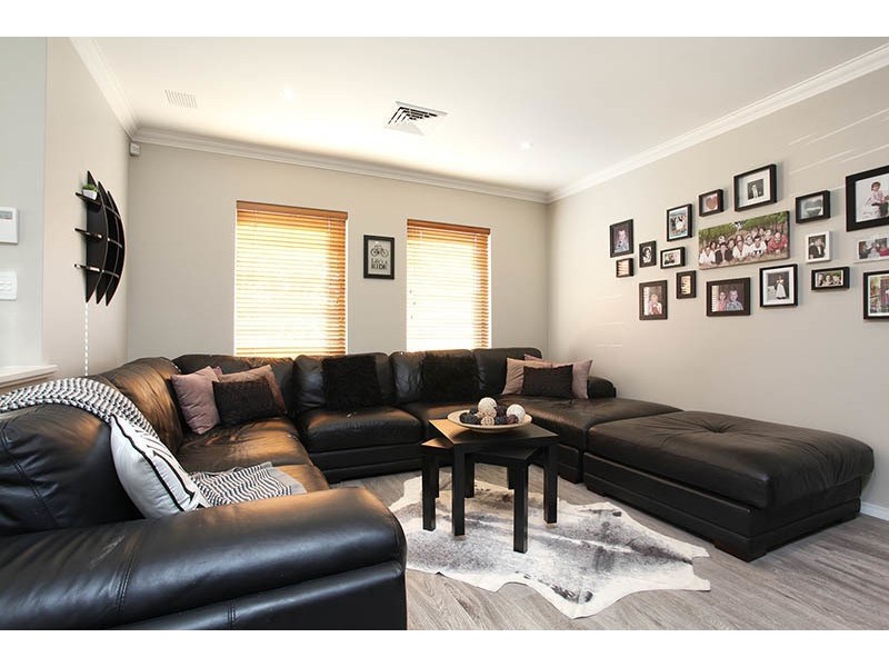 37 Conochie Crescent, Manning WA 6152