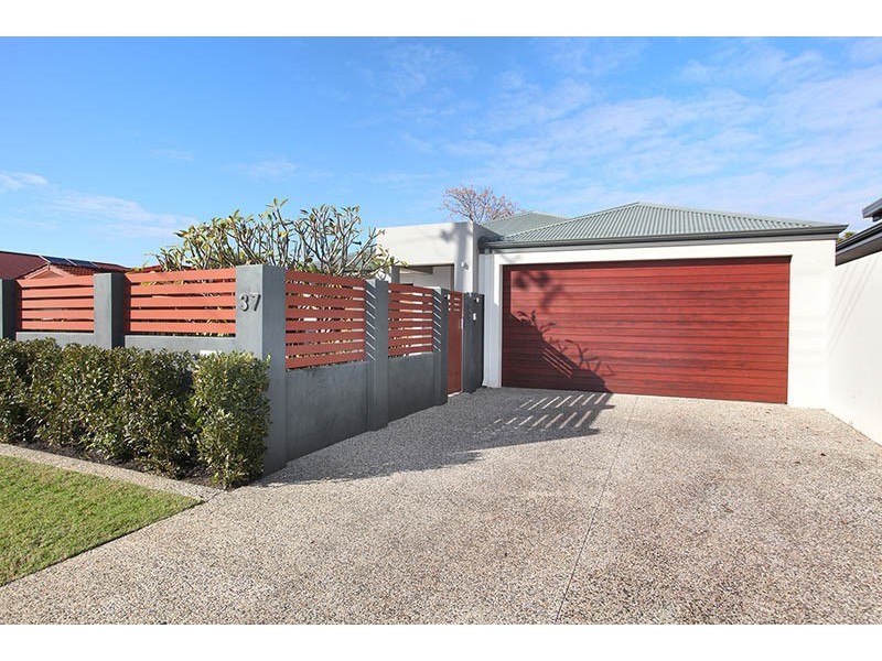 37 Conochie Crescent, Manning WA 6152